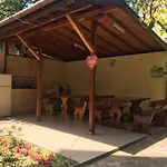 Maris Къща за гости Обзор