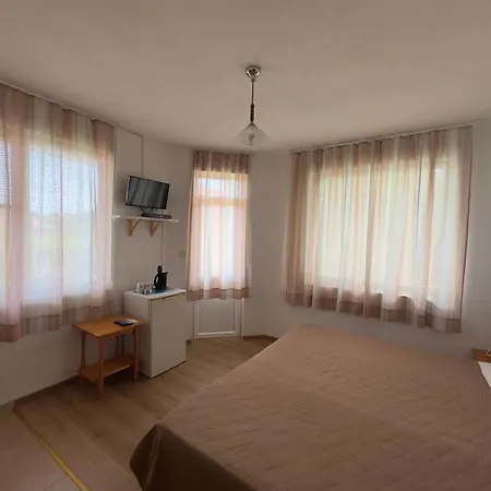 Guest house Maris 2*